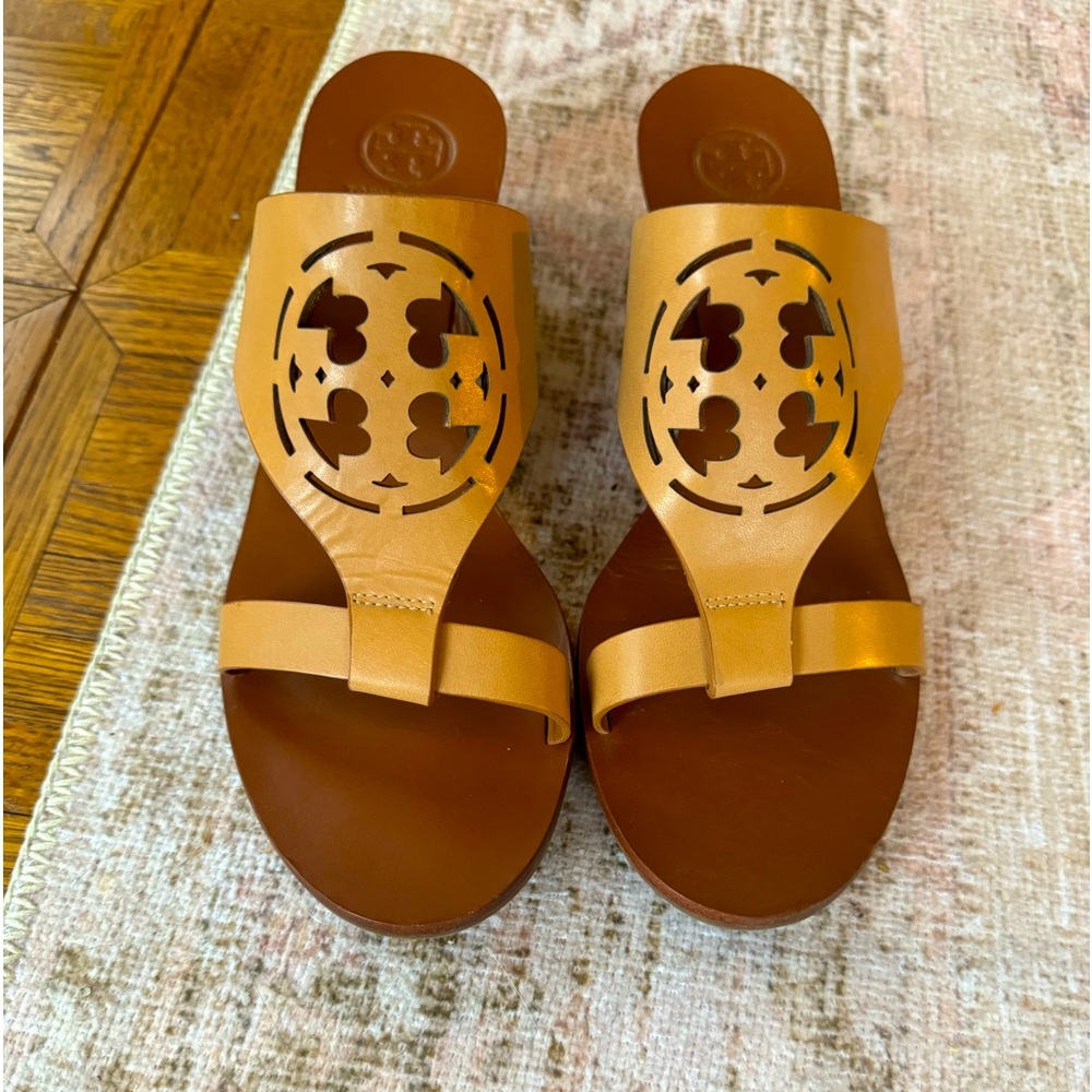 SOLD ON EBAY! 🤎NWOT Tory Burch Women's Zoey Wedge Sandals, sz. 8